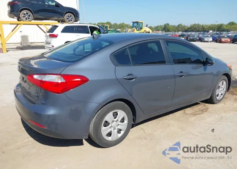 2015 Kia Forte Lx z USA, uszkodzony, nr VIN KNAFX4A64F5393106